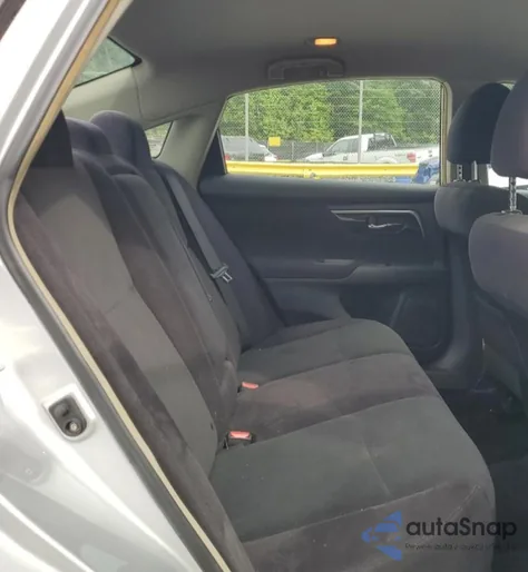 2013 Nissan Altima 2.5 z USA, uszkodzony, nr VIN 1N4AL3AP1DC282975